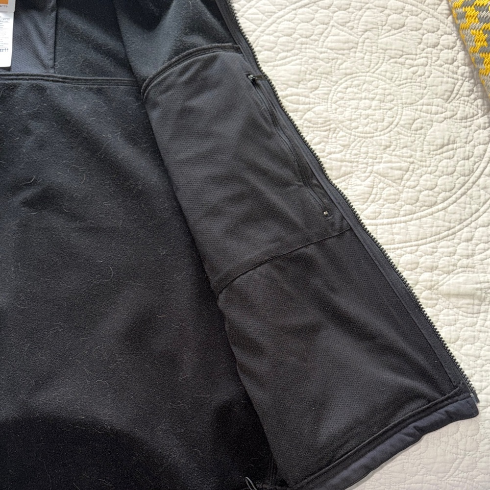 Carhartt Men's Black Outdoor Vest | Size XLarge - Picture 9 of 9